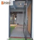 أبواب الألومنيوم التجارية اللون الأسود ، طويلة العمر الافتراضي الباب المفصلي المحور المفصلي الباب المحور المزدوج الباب المفصلي