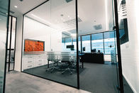 جدار الألمنيوم الحديث الجدران الزجاجية الداخلية للمكاتب
