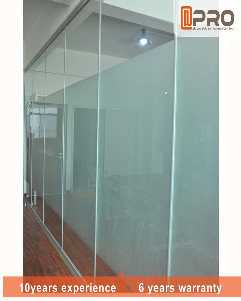 أقسام مكتب حديثة من الزجاج المصنفر سهلة التركيب لأغراض تجارية